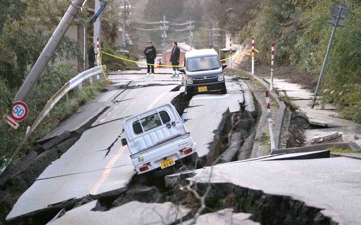 Đẩy mạnh cứu hộ, cứu nạn sau động đất tại Nhật Bản